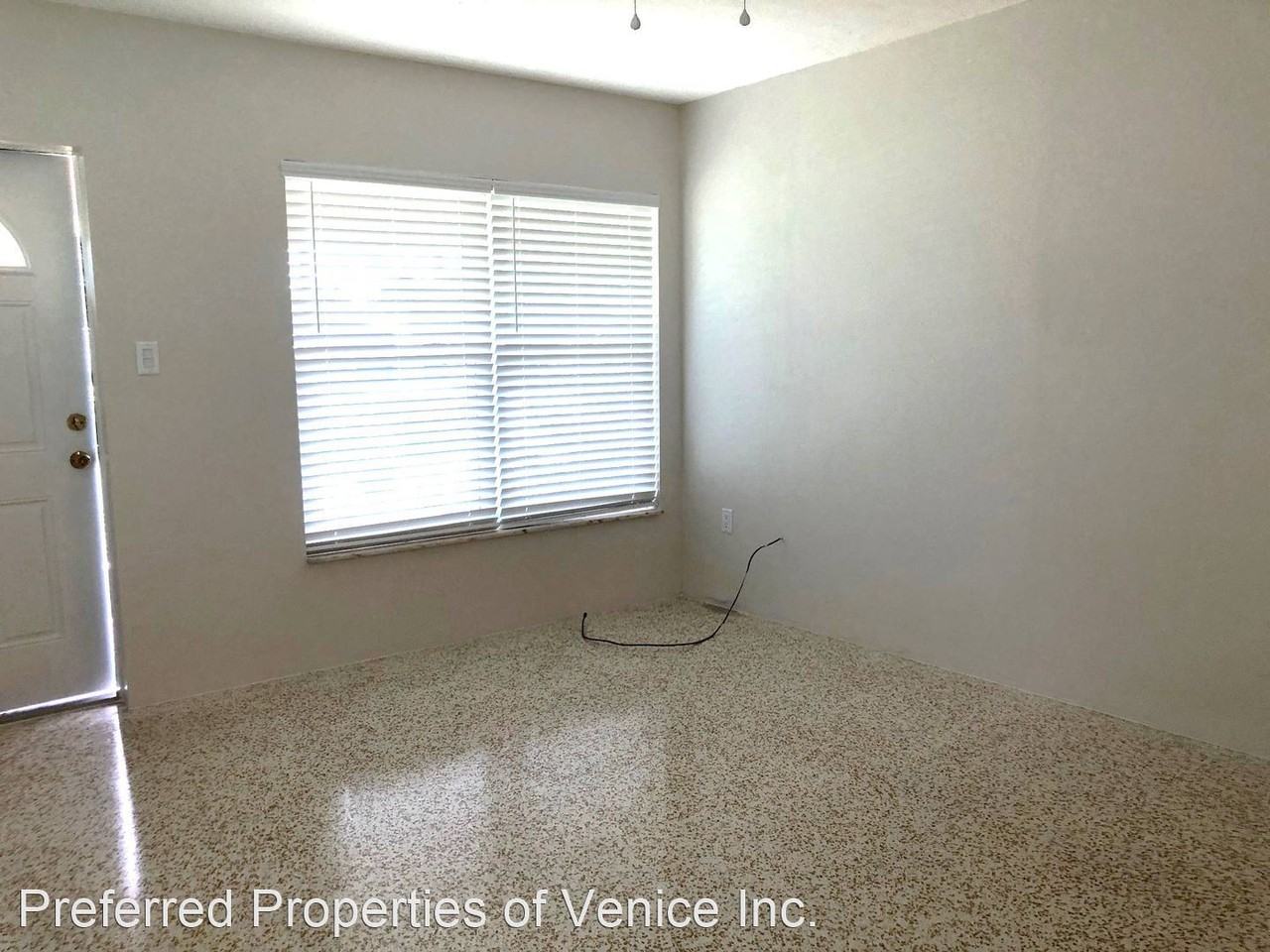 810 Harbor Dr S - Photo 3 of 13
