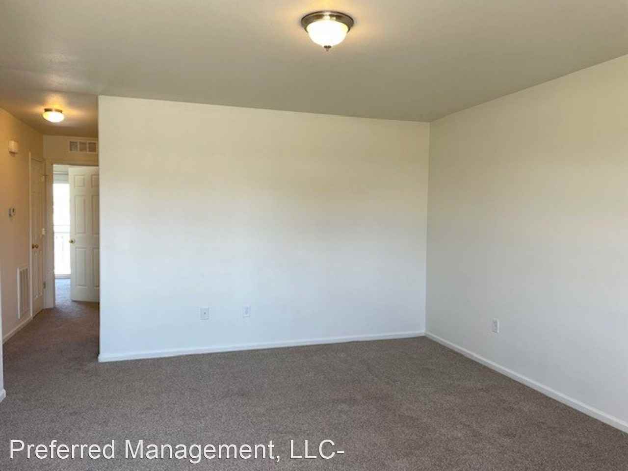 701 W 2nd Street - Photo 3 of 18