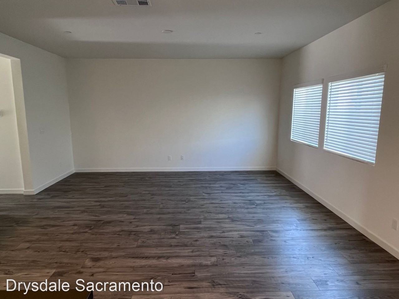 5200 Star Dance Cir - Photo 3 of 20