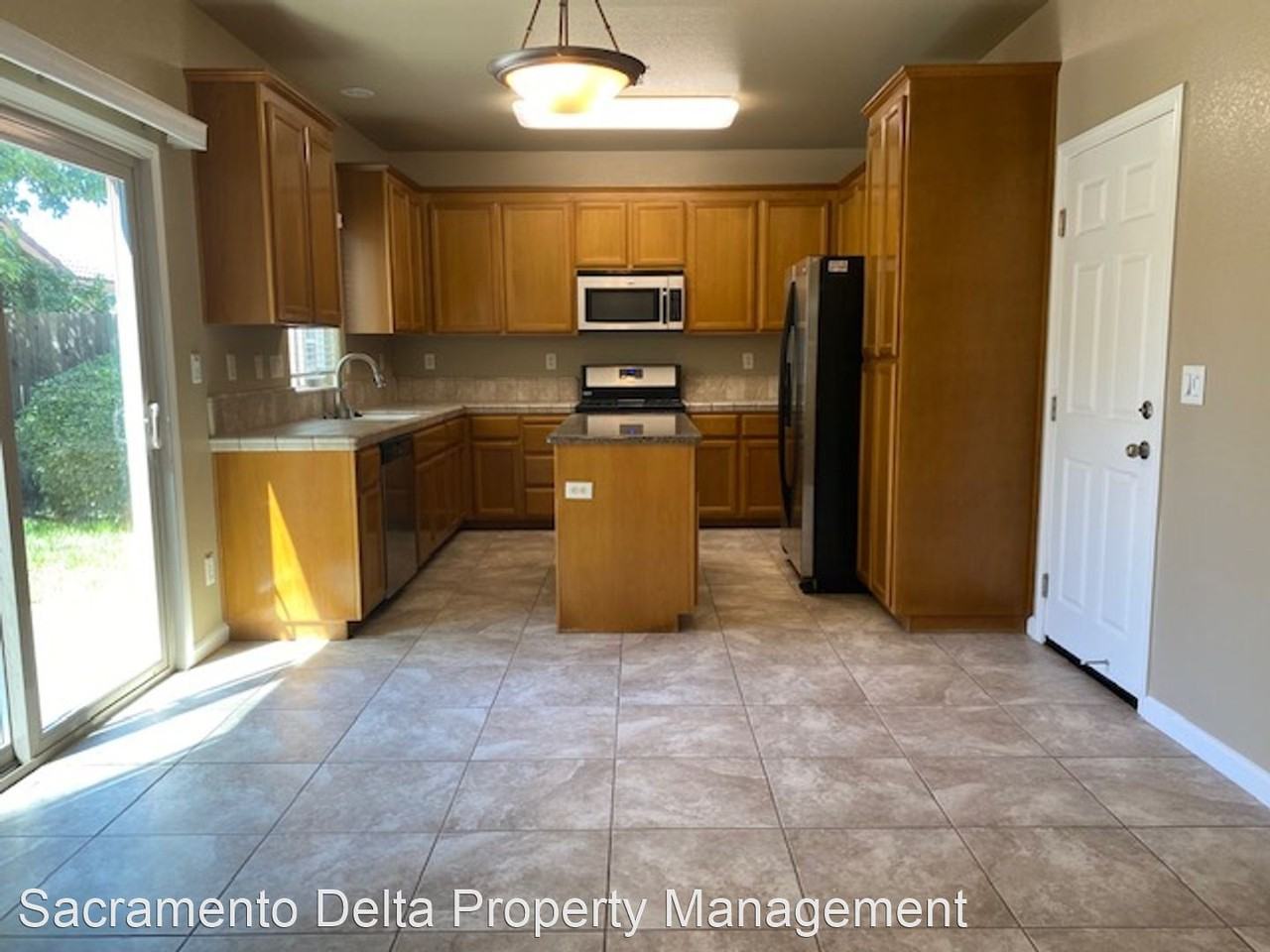 2851 Le Bourget Ln - Photo 3 of 14