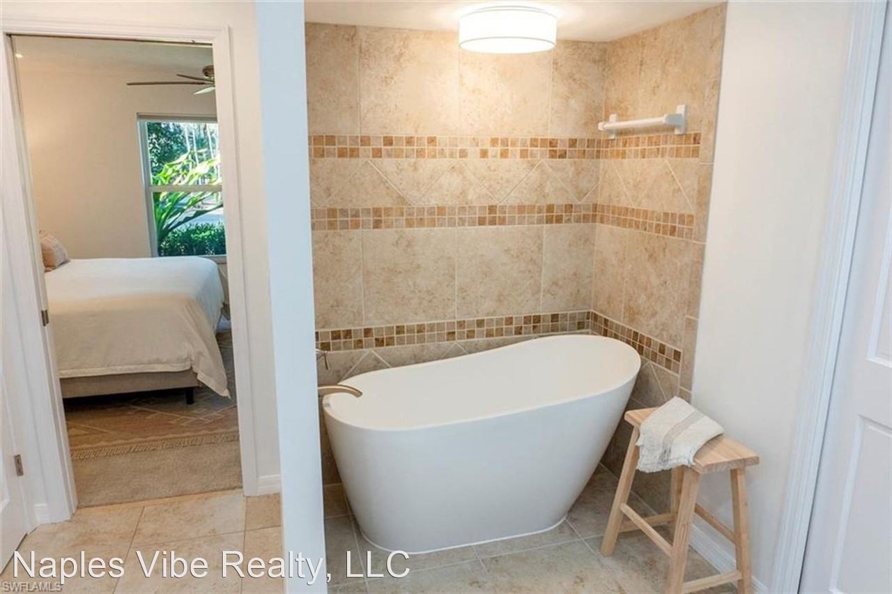 3430 27th Ave Sw - Photo 3 of 19