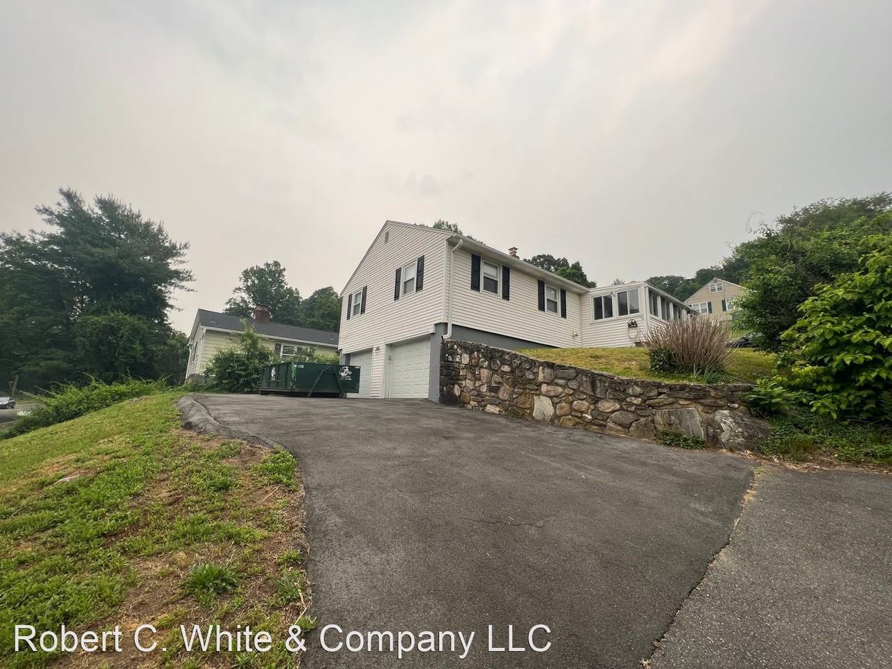 72 Bellevue Ter - Photo 2 of 29