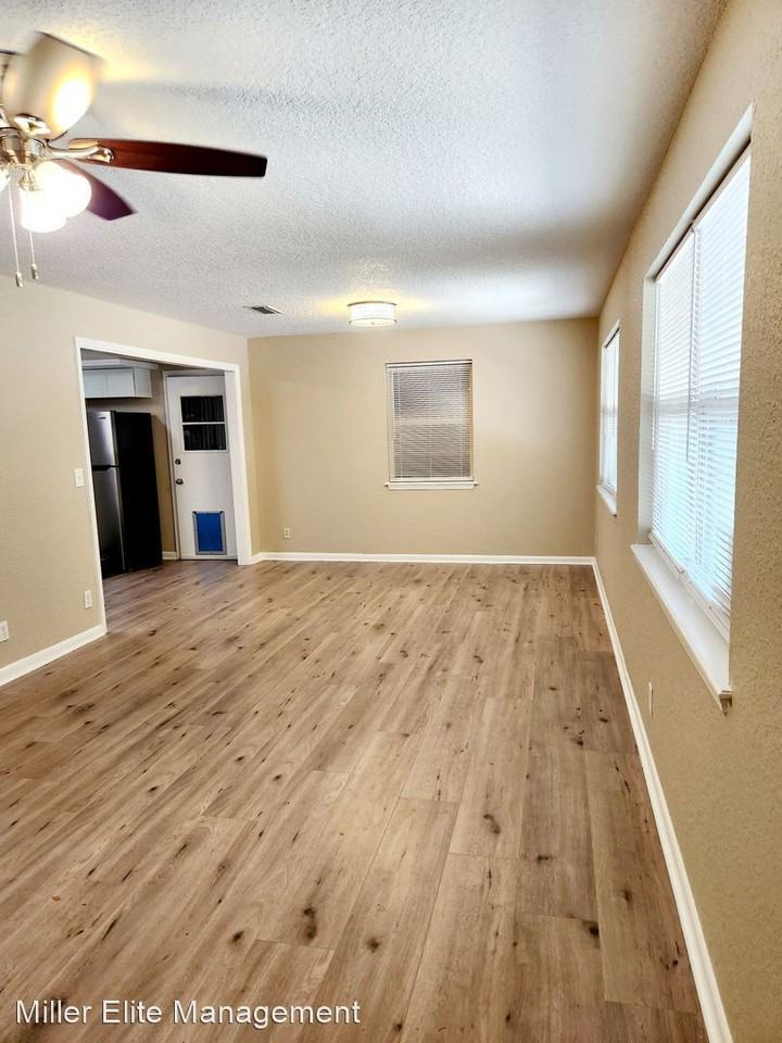 16847 Ethel Rd - Photo 3 of 18