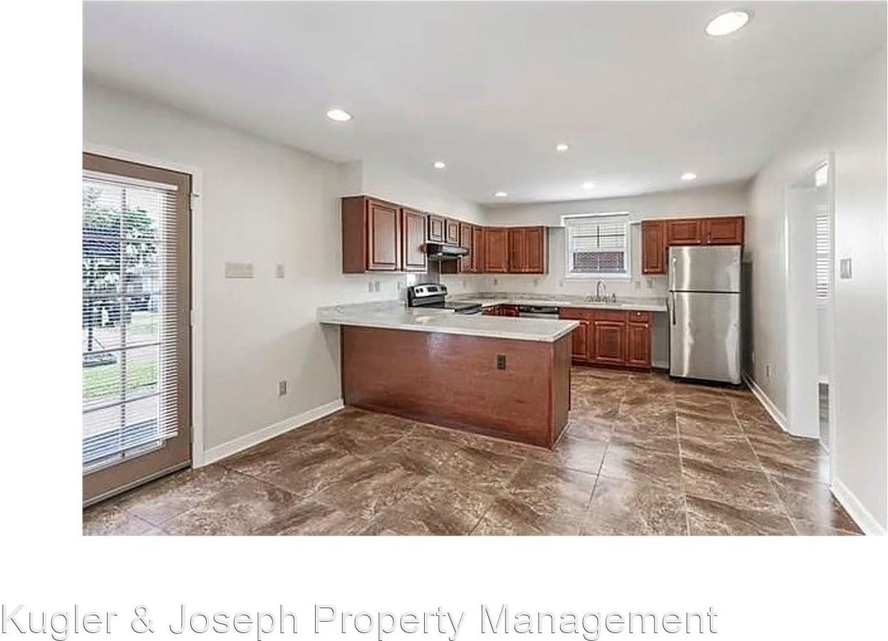 101-107 Harrison Ave - Photo 3 of 10