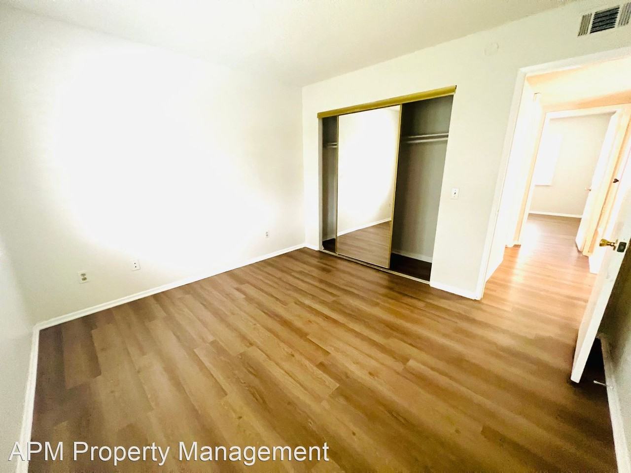 1501 Riverdale - Photo 2 of 14