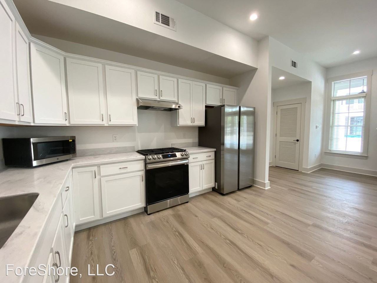 Palmetto Square Building 6 6 Marianna Way - Photo 2 of 12