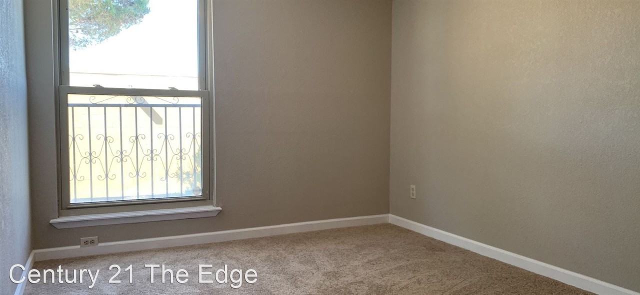 1813 Villa Santos Cir - Photo 2 of 41