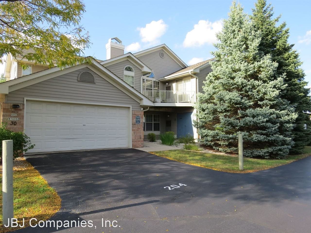 The Woods Apartments N80W15017 Appleton Ave, Menomonee Falls, WI