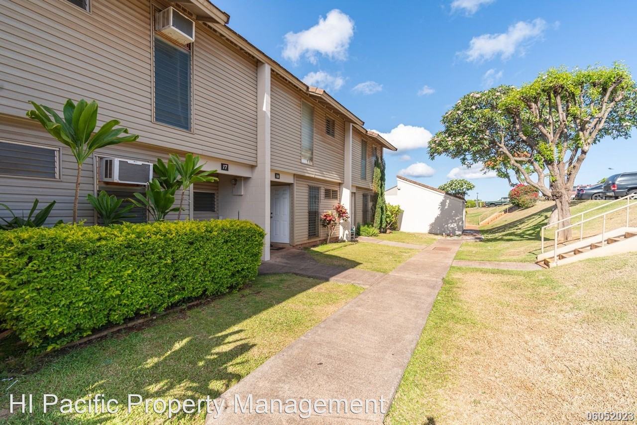 92783 Makakilo Dr C17, Makakilo, HI 96707 3 Bedroom House for 2,800