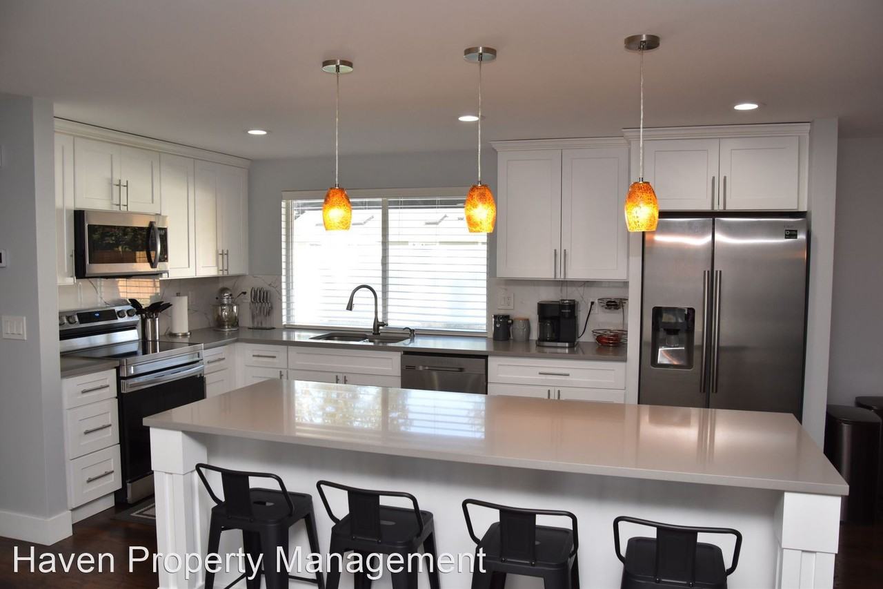 7501 89th Ave Sw - Photo 2 of 26