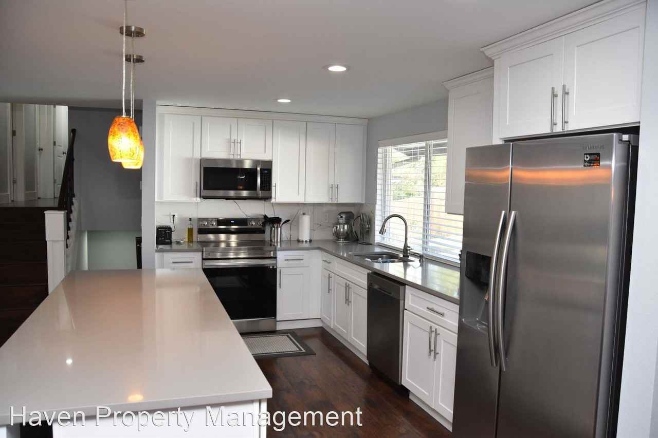 7501 89th Ave Sw - Photo 3 of 26