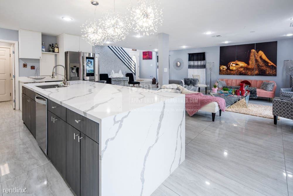 7620 Marine Current St - Photo 2 of 25