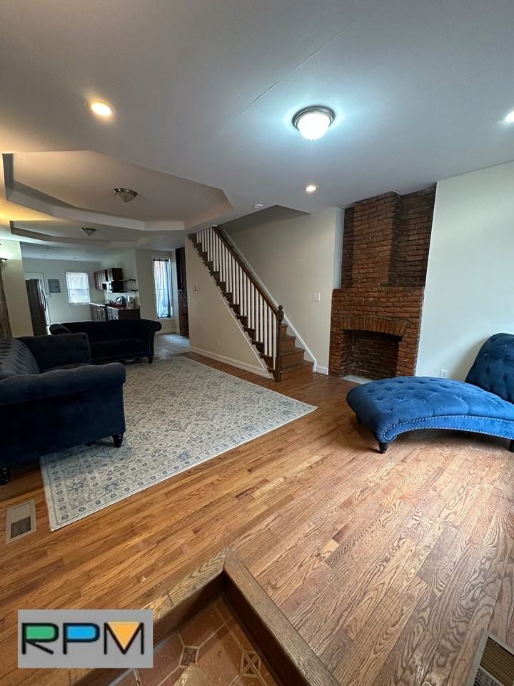 1929 W Lanvale St - Photo 2 of 11