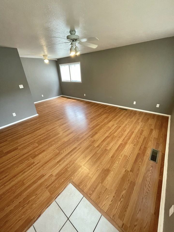 5209 Mohawk Dr - Photo 2 of 15