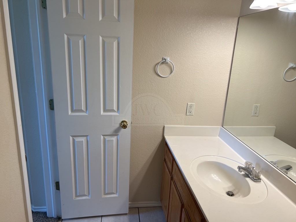 908 Mcdaniel Circle - Photo 3 of 16