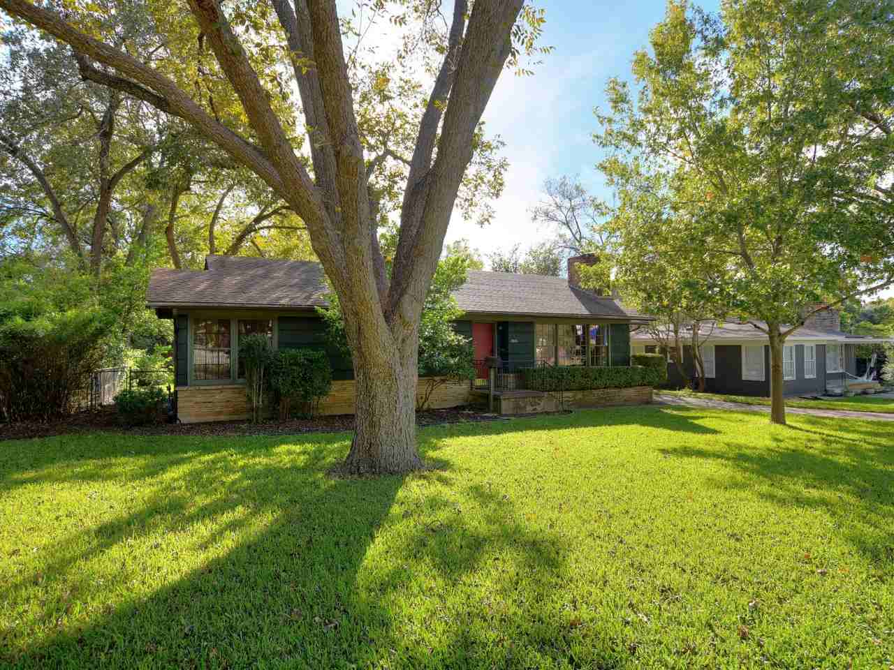 2505 Northland Dr - Photo 2 of 22