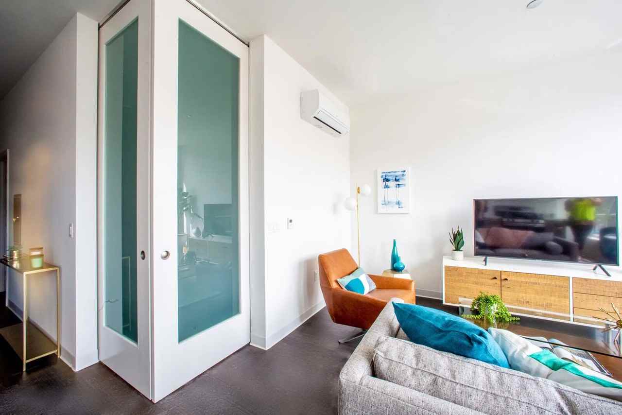 N Milwaukee Ave #305 - Photo 5 of 50