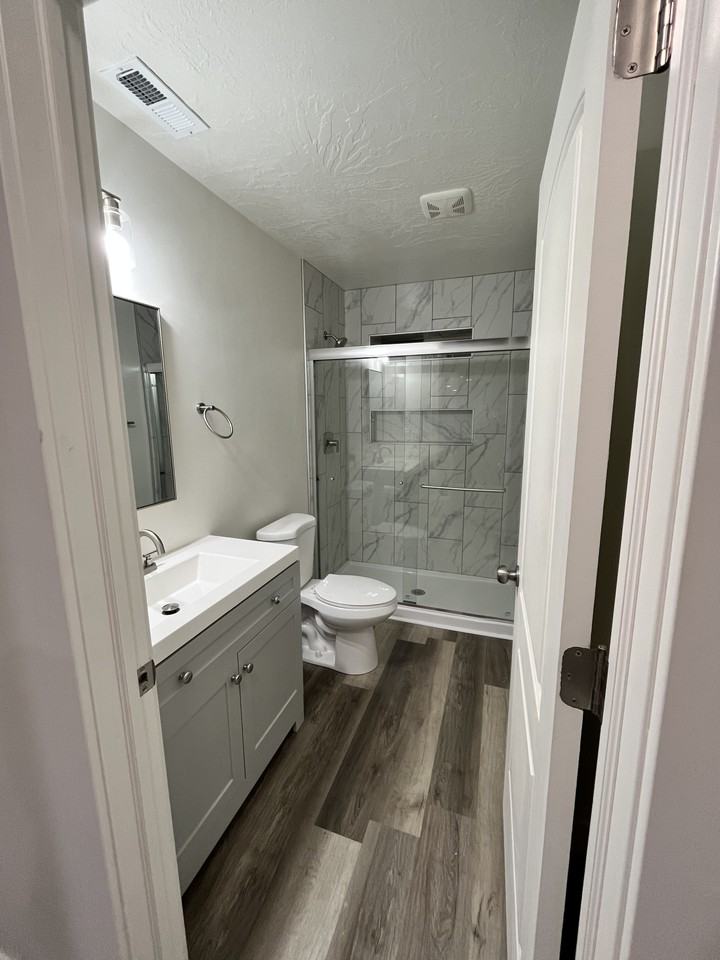 1005 S Westfield Rd #NA - Photo 2 of 6