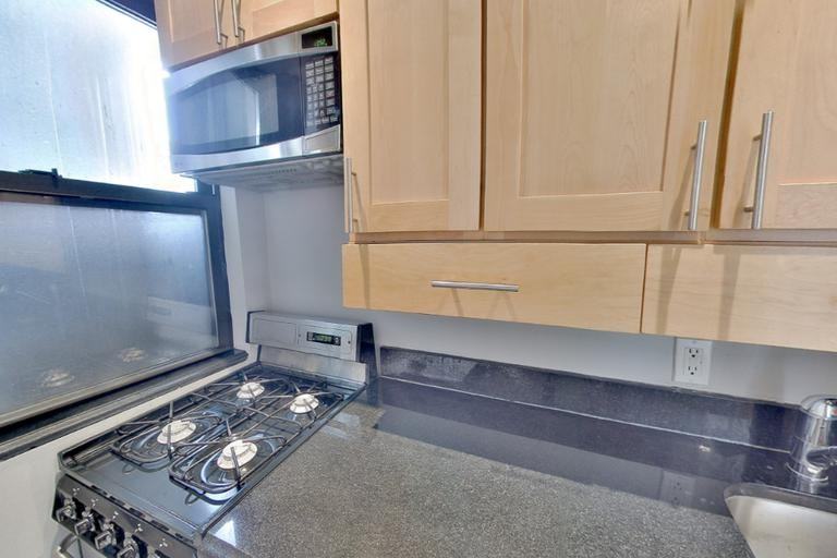 Essex St #3 - Photo 2 of 5