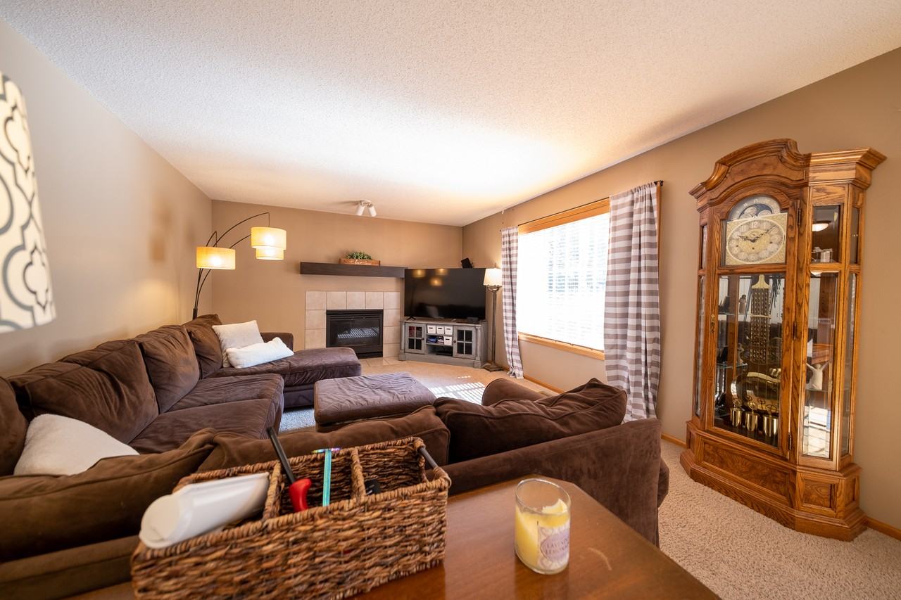 17473 Hayes Ave #1 - Photo 5 of 42