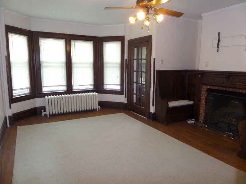 174 E Emaus St - Photo 3 of 12