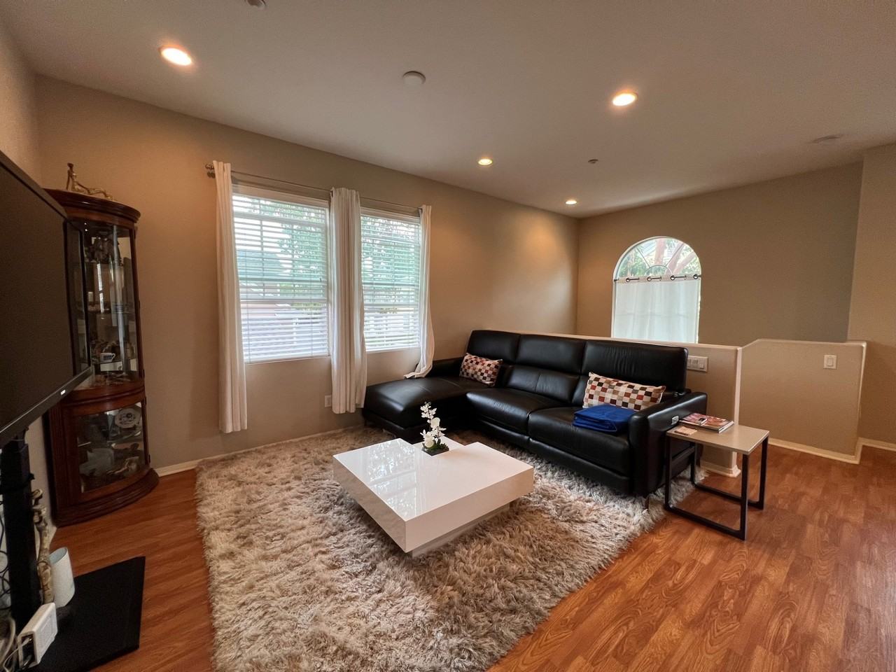 10 Chilmark Street - Photo 5 of 16