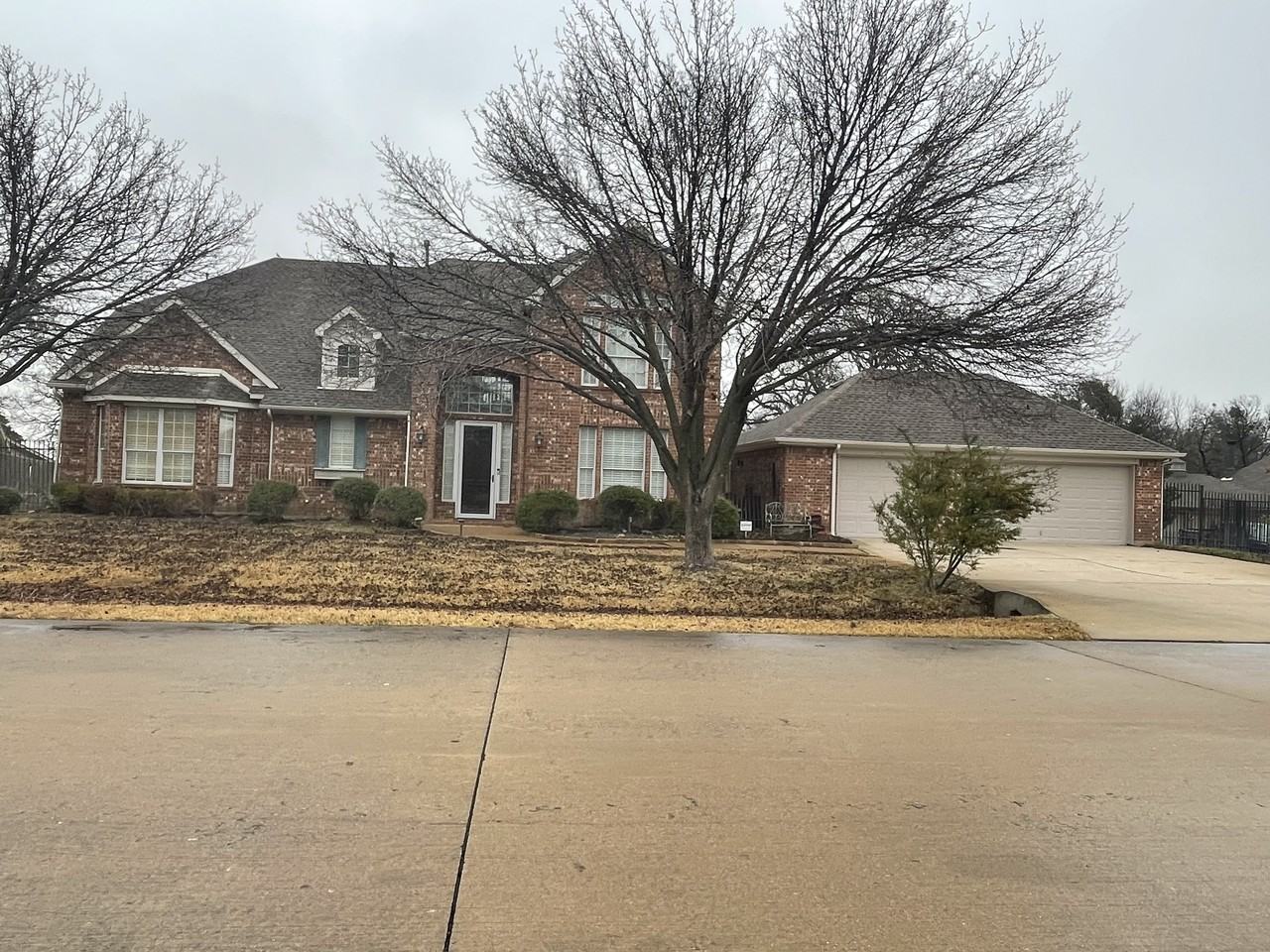 201 Paradise Cv #NA - Photo 2 of 17