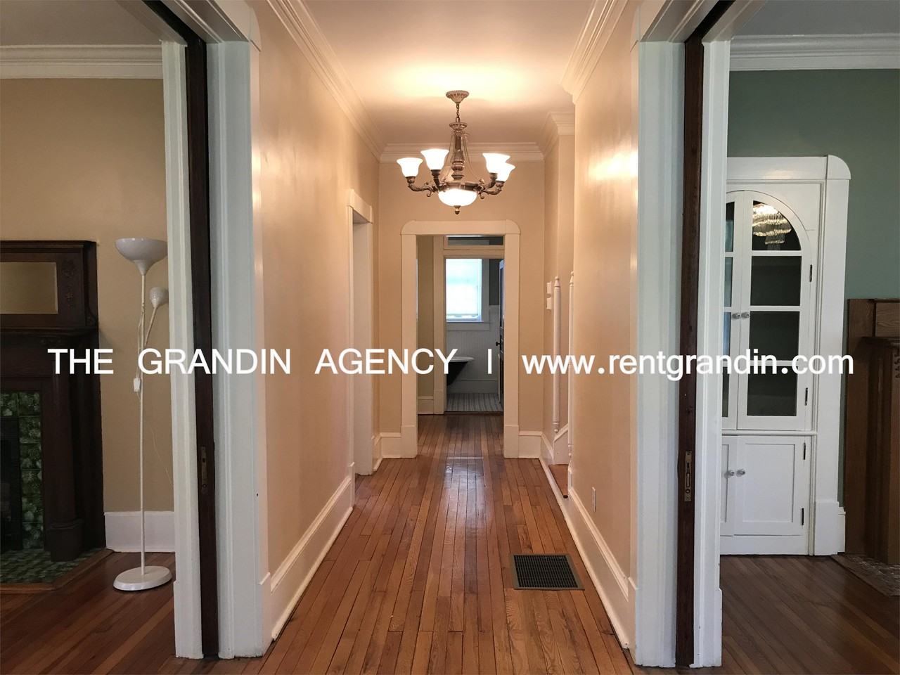 356 Pennsylvania Avenue #1 - Photo 4 of 38