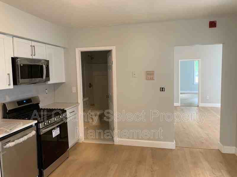 351 Summer St #1 - Photo 3 of 16