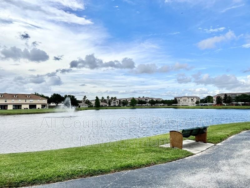 2938 Langdon Ln S ##S - Photo 3 of 34