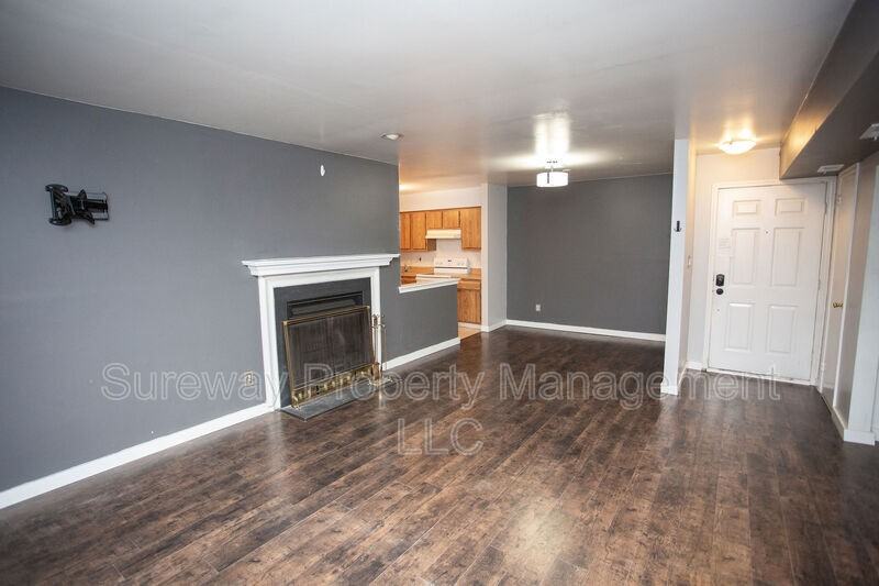 40 Sumac Ct #B - Photo 3 of 39