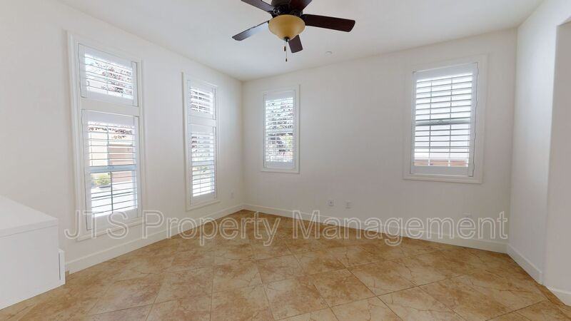 1349 Piper Pl - Photo 6 of 38