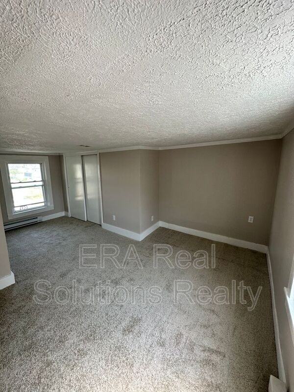 304 Cherry St #C - Photo 2 of 7