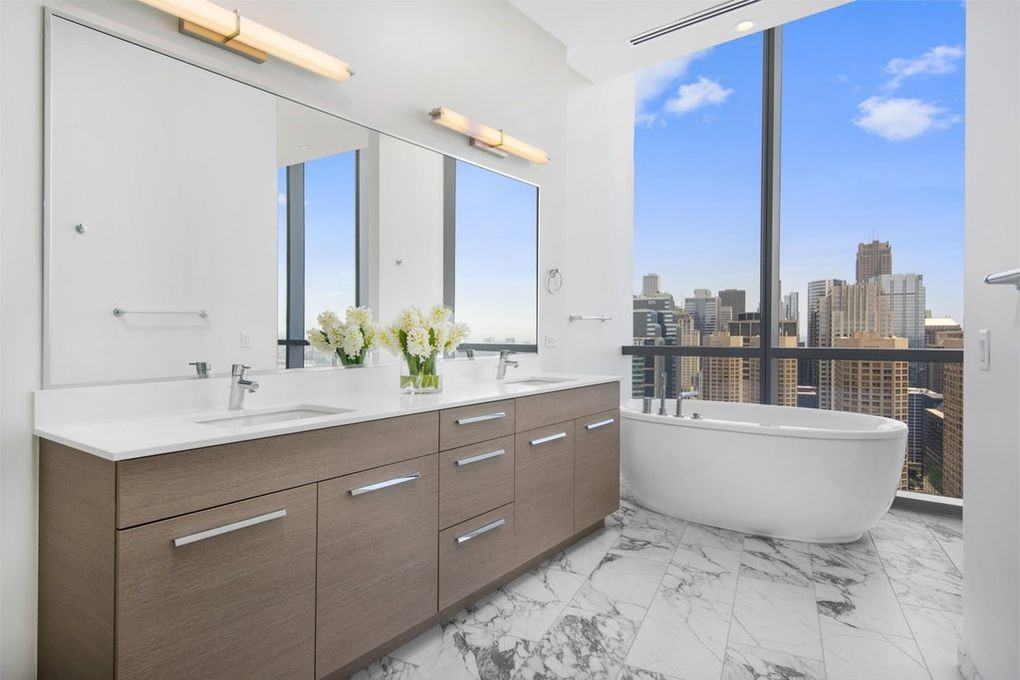 West Madison St. & Halsted #2204 - Photo 3 of 37