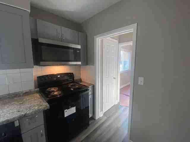 4064 Reading Road Reading Road - Photo 2 of 9