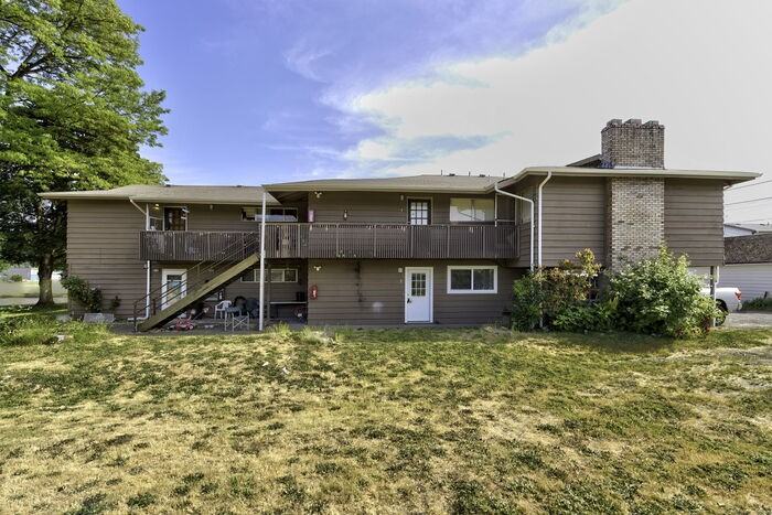 1640 8th Ave #2 - Photo 3 of 19