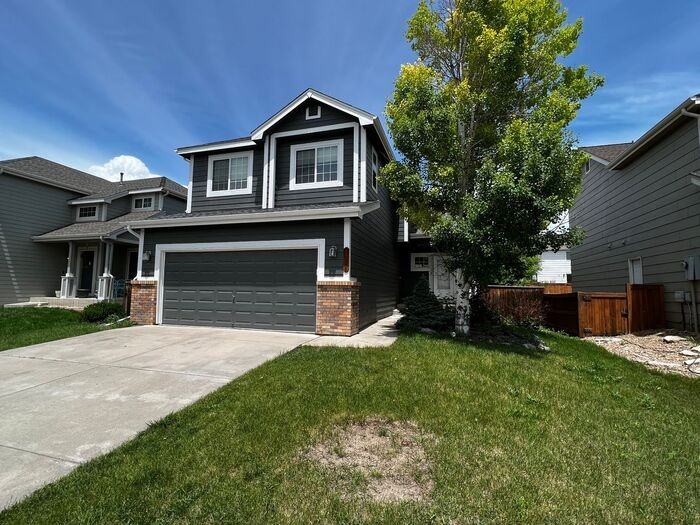 1214 Dewey Dr - Photo 2 of 33