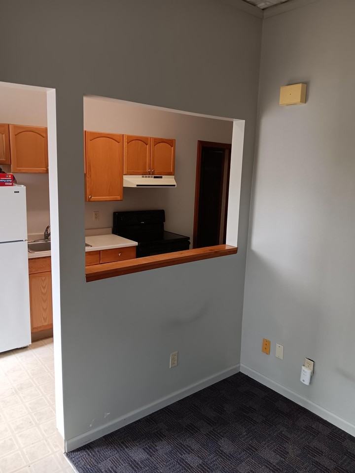 7304 Buffalo Ave - Photo 3 of 13