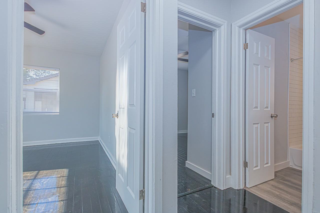 414 N Boston Ave #1 - Photo 2 of 17