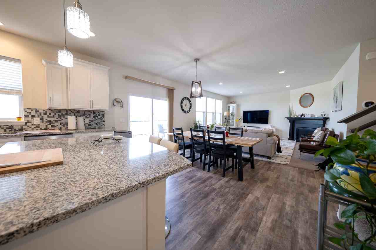 5595 Queensland Ln N #1 - Photo 5 of 43
