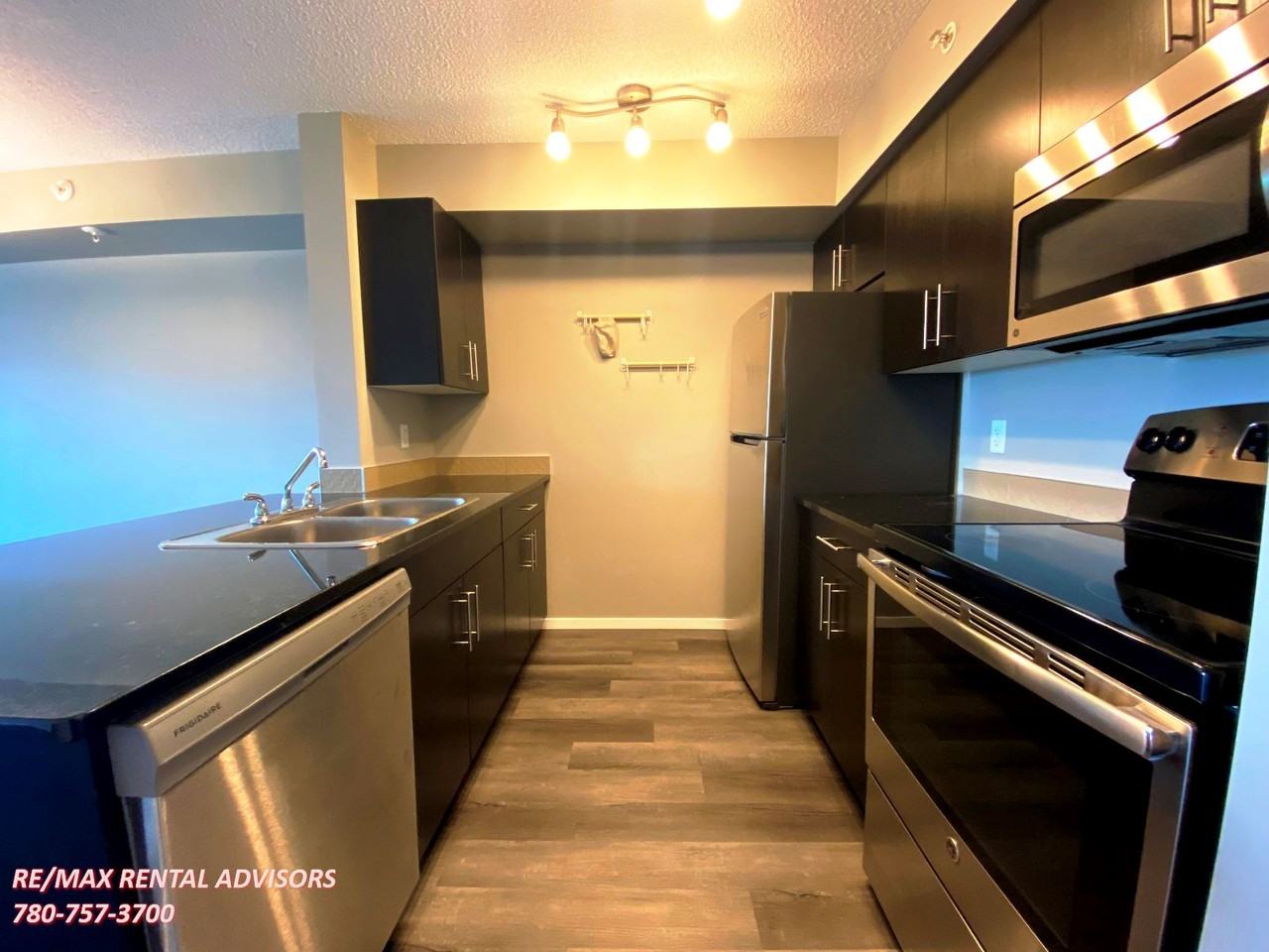 5810 Mullen Pl Nw - Photo 3 of 12