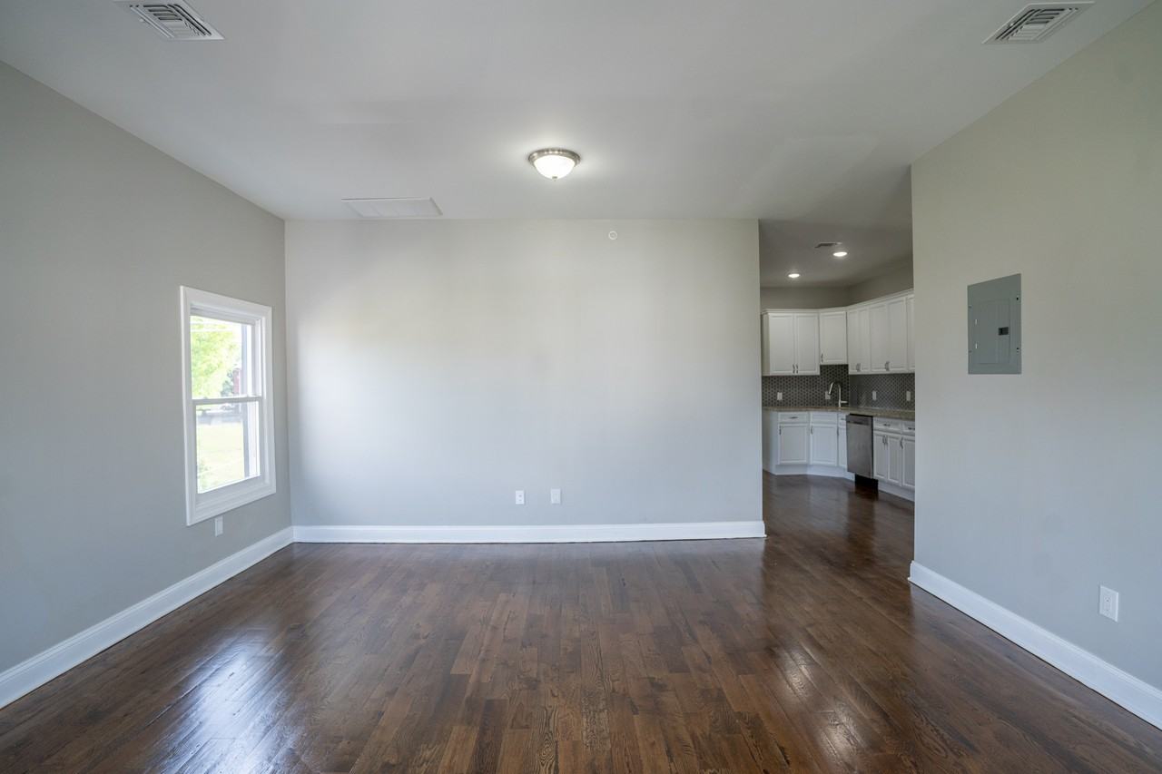 55 Lentz Ave #3 - Photo 4 of 28
