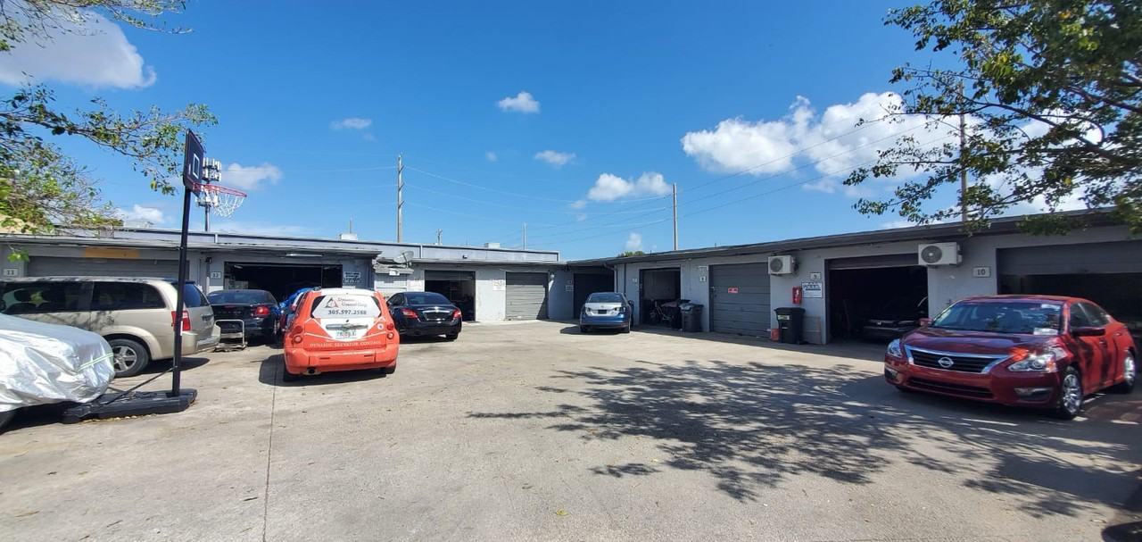 1614 S Dixie Hwy - Bay 2 #BAY2 - Photo 2 of 23