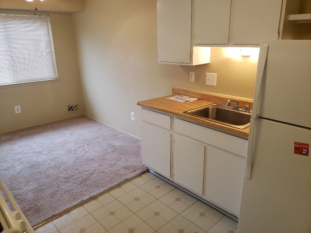 24953 Mayfair St #24953 - Photo 7 of 9