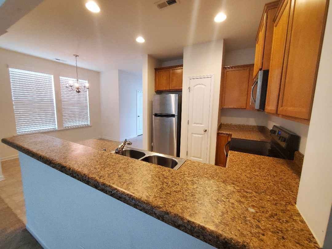 730 Maypearl Ln - Photo 7 of 21