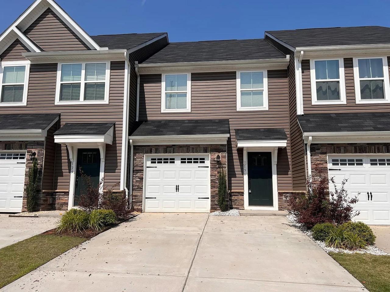 131 Lilywood Ct #1 - Photo 3 of 33