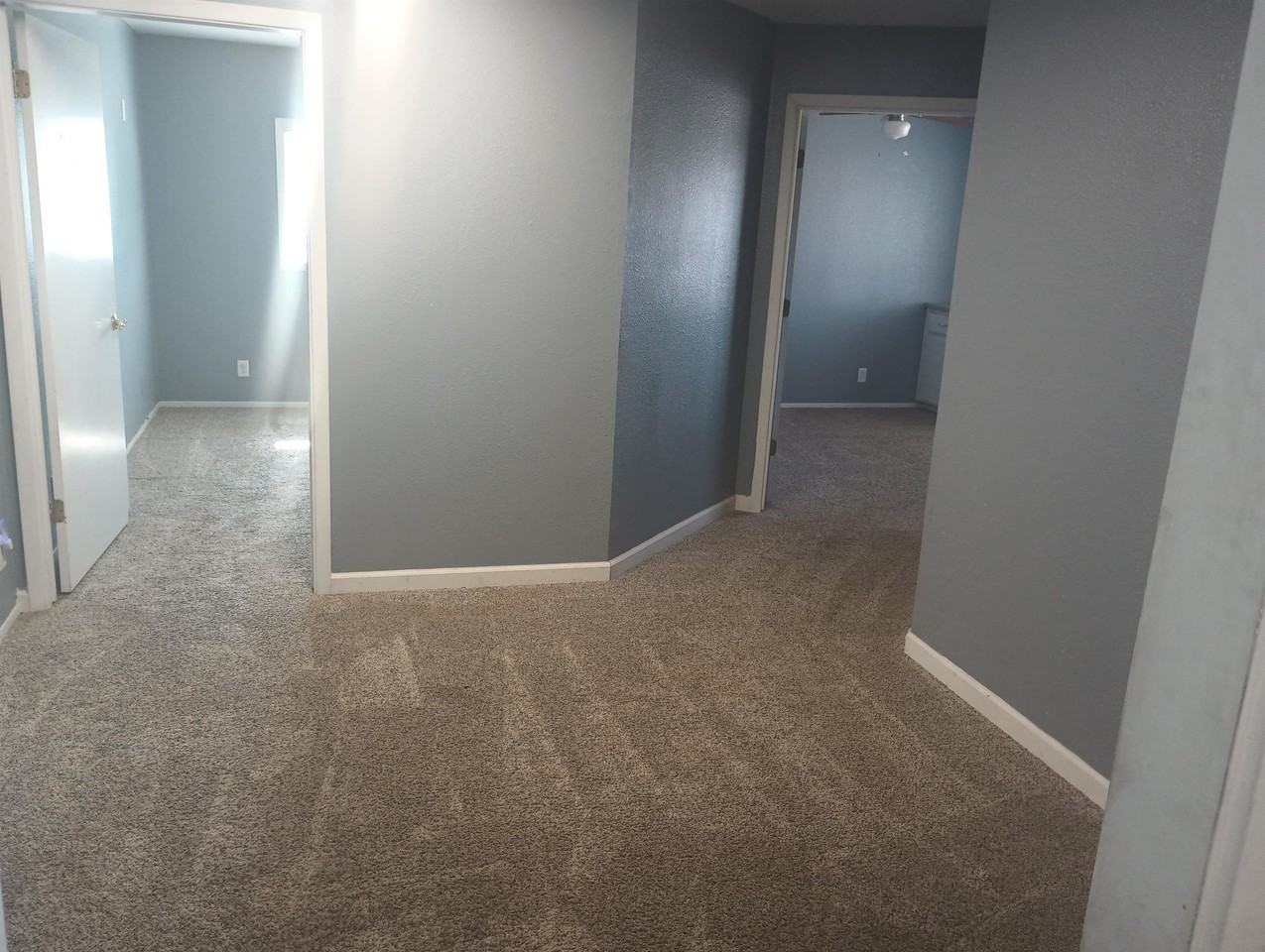 518 Monterey St #B - Photo 6 of 8