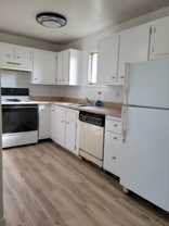 2213 Lathrop St - Photo 1 of 1