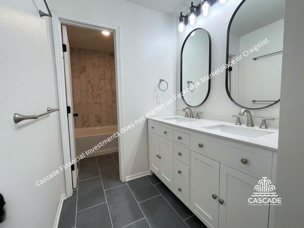 3514 Ne Independence Ave - Photo 3 of 8