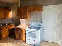 208 Courtland St - Photo 2 of 6